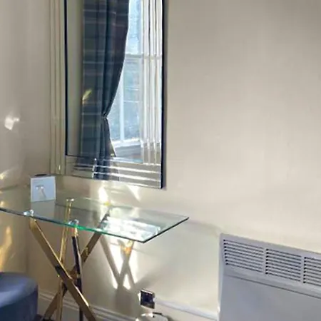 Merewyke Boutique - Uk51055 *